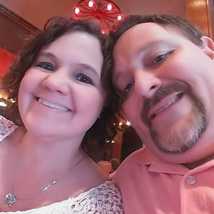 Meet your Posher, Lora